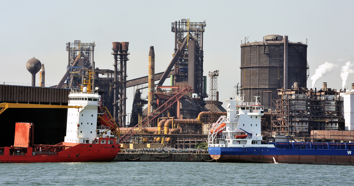 ArcelorMittal Shuts Down Fos-sur-Mer Blast Furnace After Major Fire