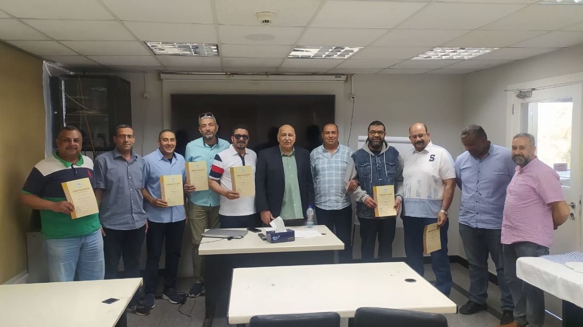 الاتحاد العربي للحديد والصلب يقوم بتدريب مجموعة من شركة حديد عز الدخيلة في مجال ادارة الصيانة