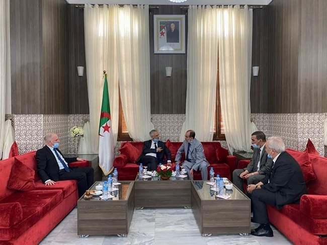 Visit of the Minister of Industry, FERHAT AIT ALI, to the El Hadjar Complex