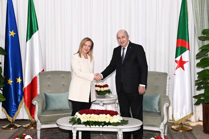 توقيع اتفاقية بين الجزائر وايطاليا على بناء وحدة إنتاج حديد اختزال مباشر باستثمارات مليار دولار