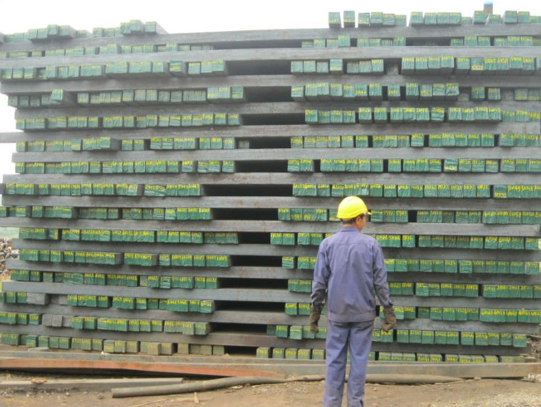 Turkey's steel exports rise in March, imports decrease