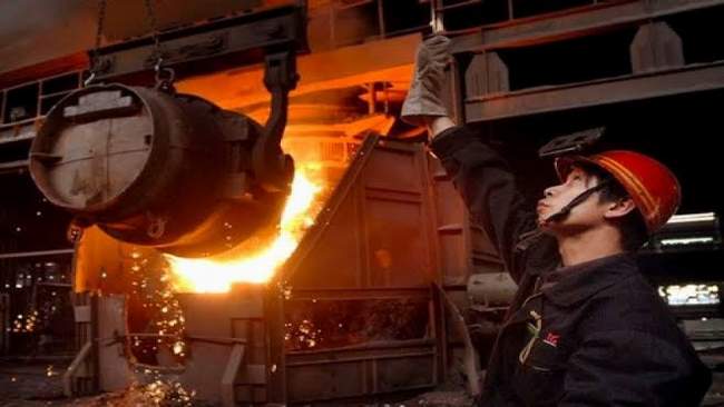 China prohibits new capacity in steel sector in 2020