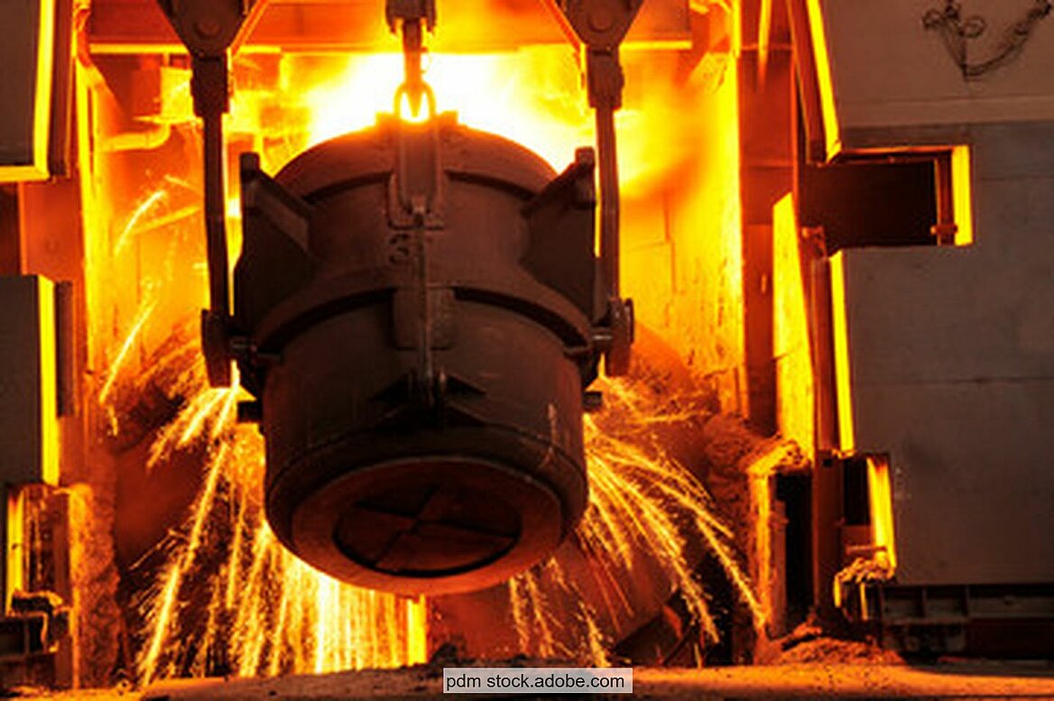 Japanese crude steel output up 4.6 percent in October from September