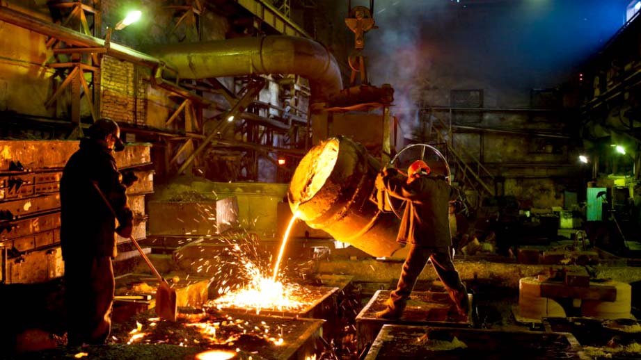 China adjusts tariffs on steel products