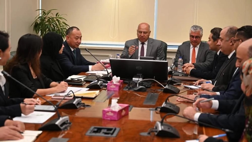 Egyptian-Chinese talks to establish HRC and CRC factories