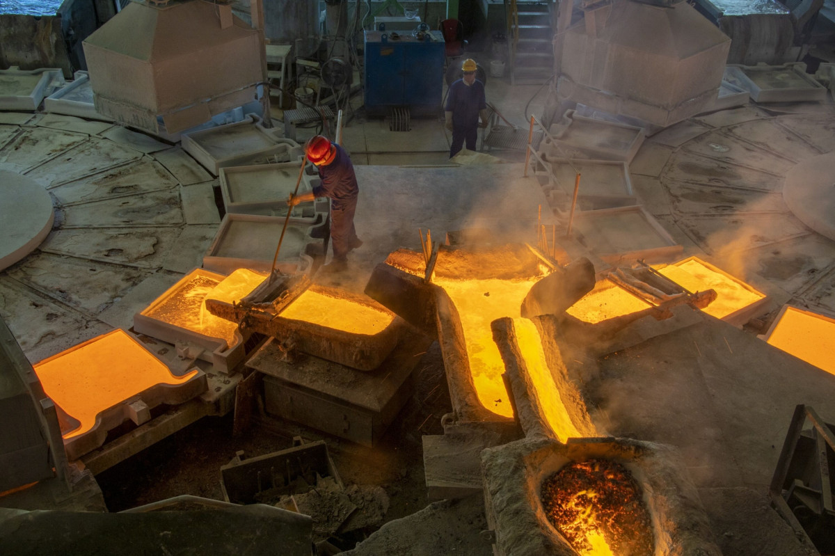 New metal sanctions strengthen Russia's dependence on China