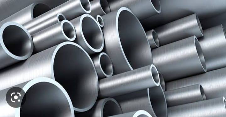 Hot and cold pipes in different shapes and sizes