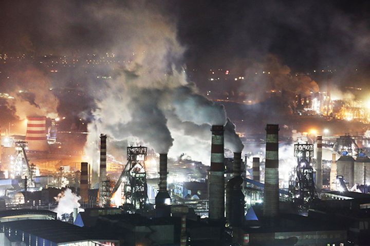 North China's steelmaking centre orders measures to cut air pollution