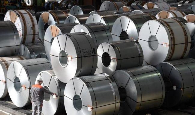US steel exports down 15.3% in December