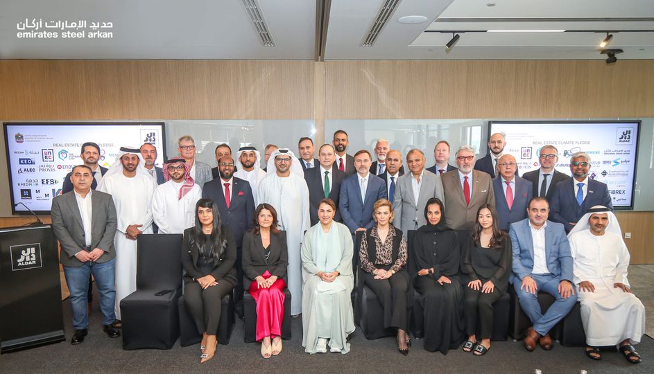 Emirates Steel Arkan signs the Climate Pledge for the real estate sector